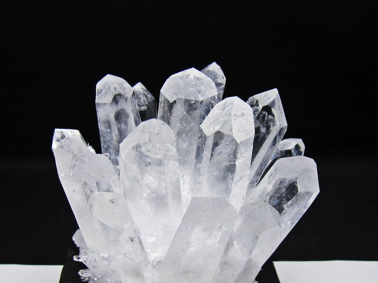 水晶 クラスター 水晶 原石 台座付属 一点物 182-8617