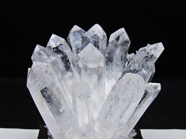 水晶 クラスター 水晶 原石 台座付属 一点物 182-8618