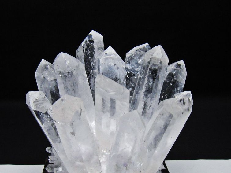 水晶 クラスター 水晶 原石 台座付属 一点物 182-8619