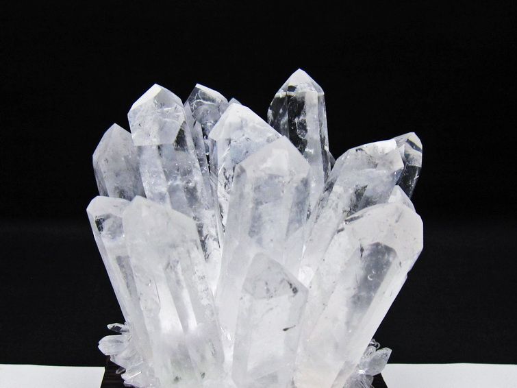 水晶 クラスター 水晶 原石 台座付属 一点物 182-8619
