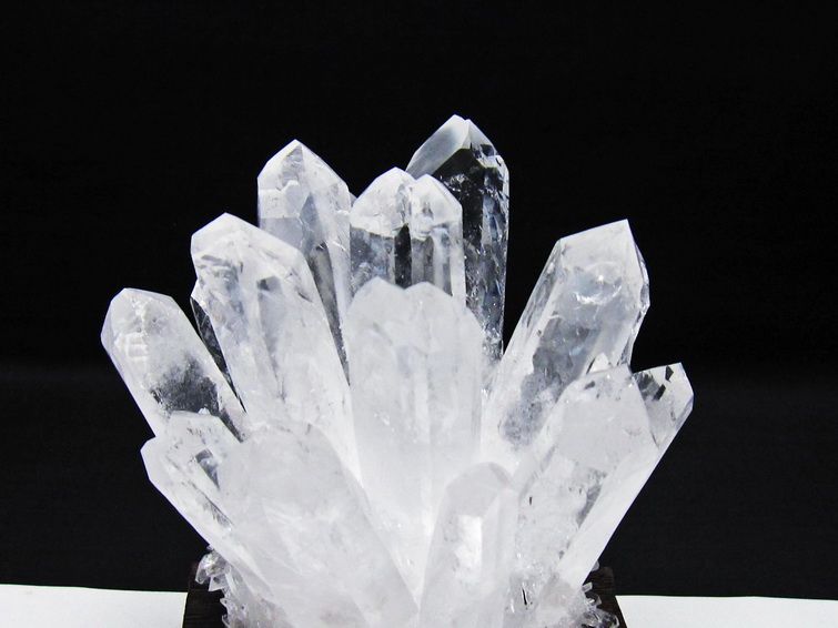 水晶 クラスター 水晶 原石 台座付属 一点物 182-8620