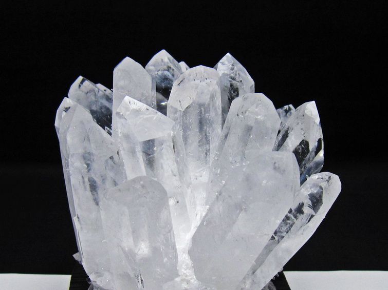水晶 クラスター 水晶 原石 台座付属 一点物 182-8633
