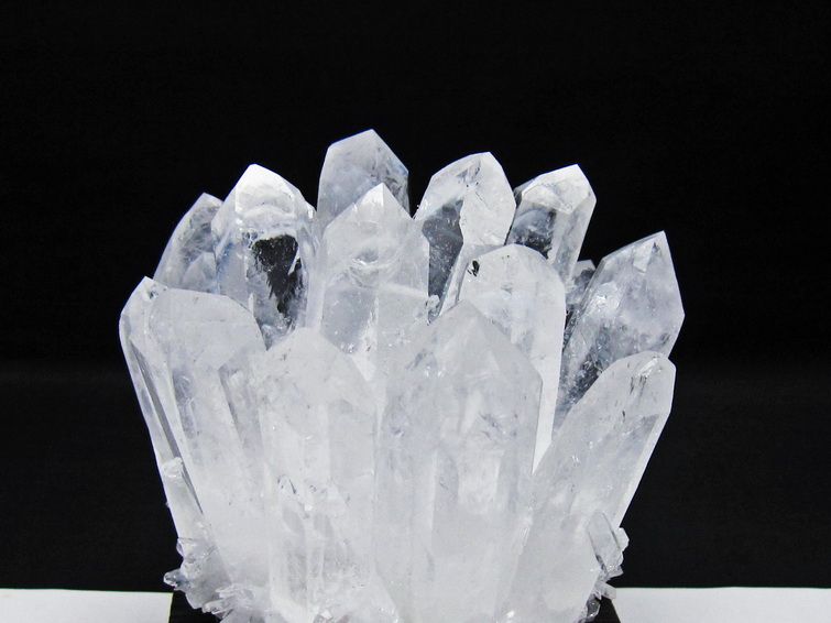 水晶 クラスター 水晶 原石 台座付属 一点物 182-8633