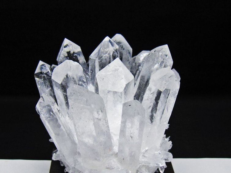 水晶 クラスター 水晶 原石 台座付属 一点物 182-8634