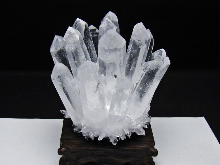 水晶 クラスター 水晶 原石 台座付属 一点物 182-8638