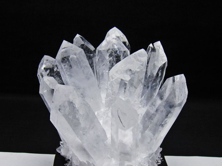 水晶 クラスター 水晶 原石 台座付属 一点物 182-8639