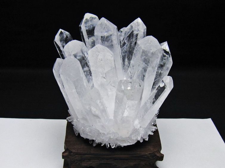 水晶 クラスター 水晶 原石 台座付属 一点物 182-8641