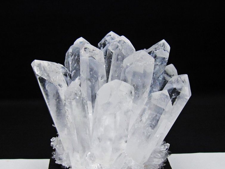 水晶 クラスター 水晶 原石 台座付属 一点物 182-8643