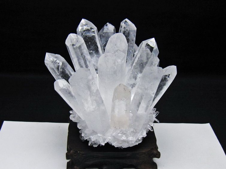 水晶 クラスター 水晶 原石 台座付属 一点物 182-8652