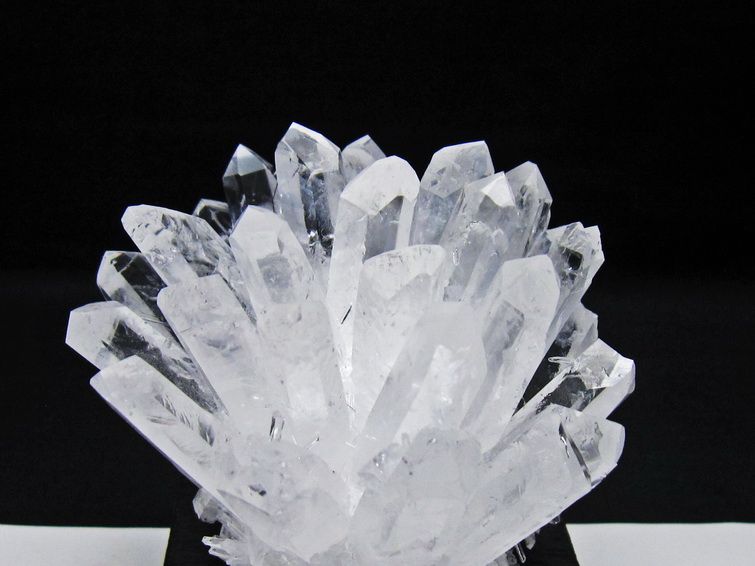 水晶 クラスター 水晶 原石 台座付属 一点物 182-8654