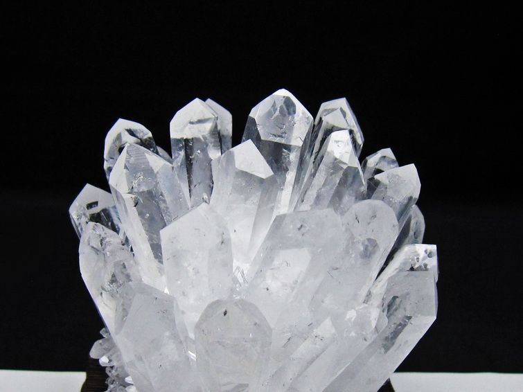 水晶 クラスター 水晶 原石 台座付属 一点物 182-8661
