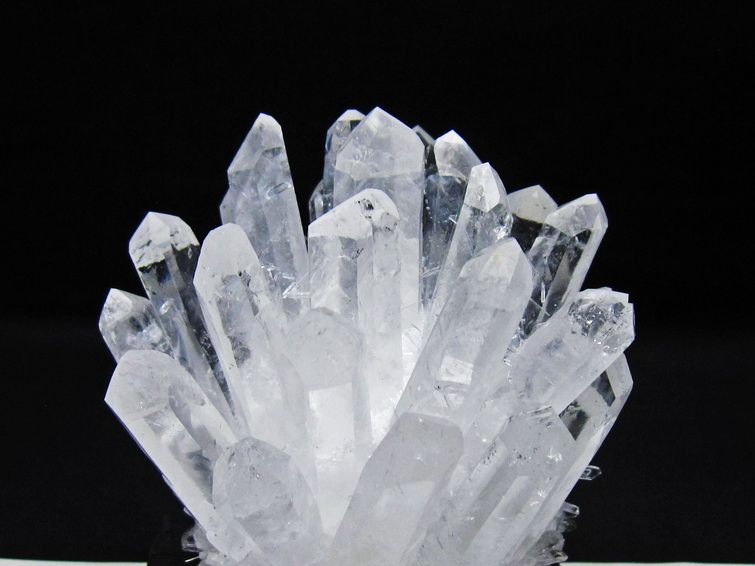 水晶 クラスター 水晶 原石 台座付属 一点物 182-8667