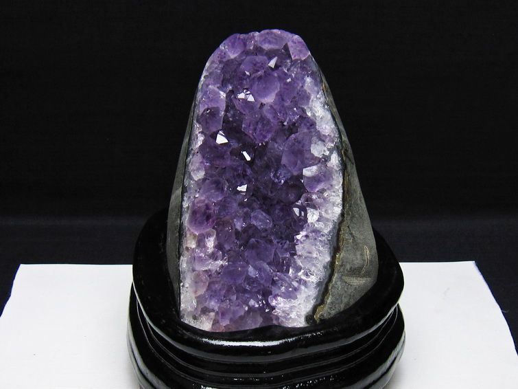 アメジスト クラスター ウルグアイ産 アメジスト 原石 amethyst 台座付属 一点物 182-8730