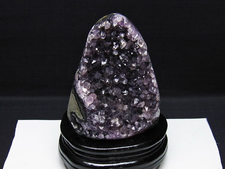 アメジスト クラスター ウルグアイ産 アメジスト 原石 amethyst 台座付属 一点物 182-8731