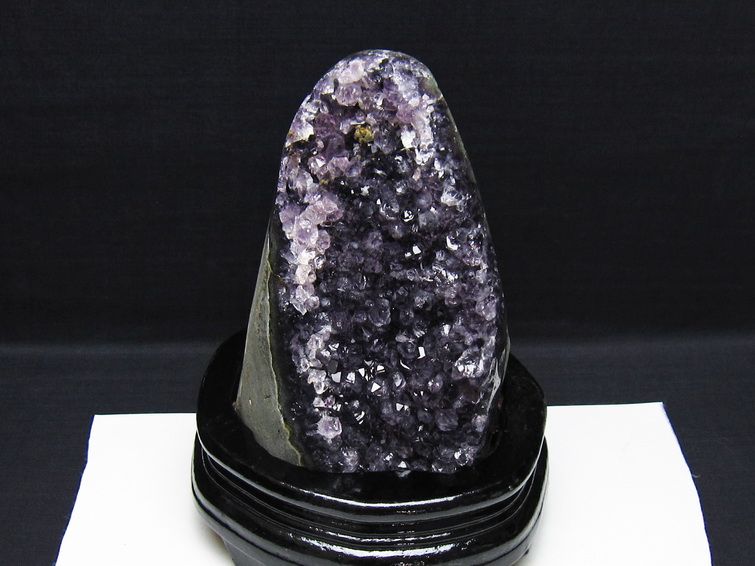 1.4Kg アメジスト クラスター ウルグアイ産 アメジスト 原石 amethyst 台座付属 一点物 182-8732