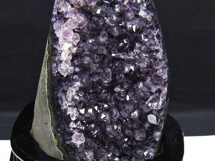 1.4Kg アメジスト クラスター ウルグアイ産 アメジスト 原石 amethyst 台座付属 一点物 182-8732