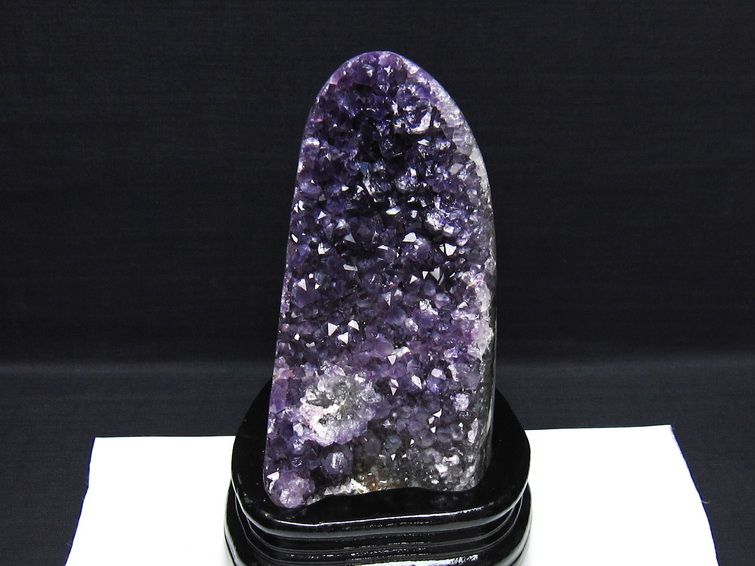 1.1Kg アメジスト クラスター ウルグアイ産 アメジスト 原石 amethyst 台座付属 一点物 182-8733