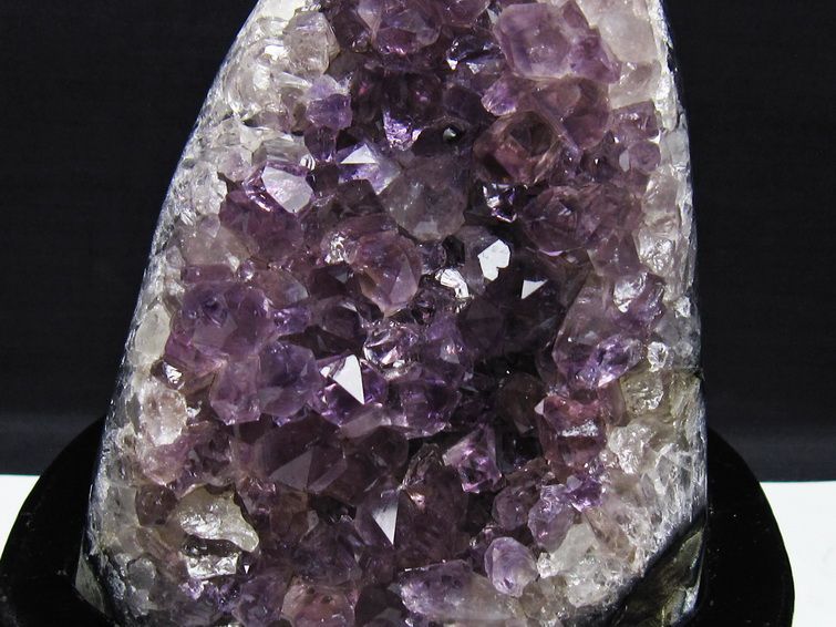 1.5Kg アメジスト クラスター ウルグアイ産 アメジスト 原石 amethyst 台座付属 一点物 182-8735
