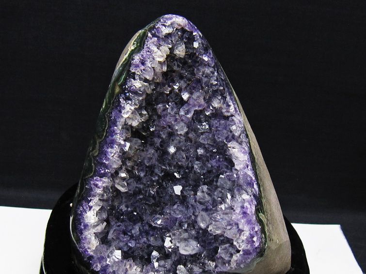 1.2Kg アメジスト 原石 ウルグアイ産 アメジスト クラスター amethyst 台座付属 一点物 182-8749