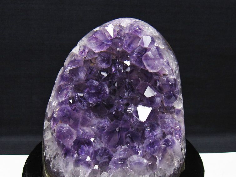 1.1Kg アメジスト クラスター ウルグアイ産 アメジスト 原石 amethyst 台座付属 一点物 182-8775