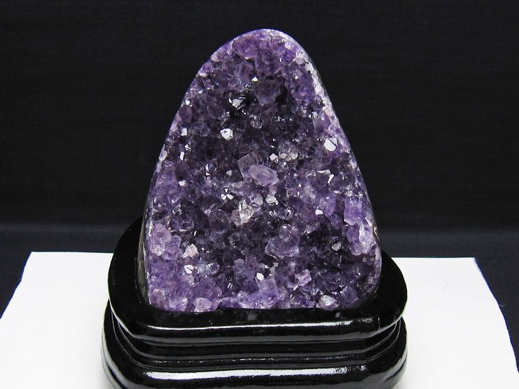 アメジスト クラスター ウルグアイ産 アメジスト 原石 amethyst 台座付属 一点物 182-8776