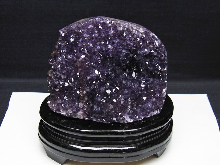 アメジスト クラスター ウルグアイ産 アメジスト 原石 amethyst 台座付属 一点物 182-8778