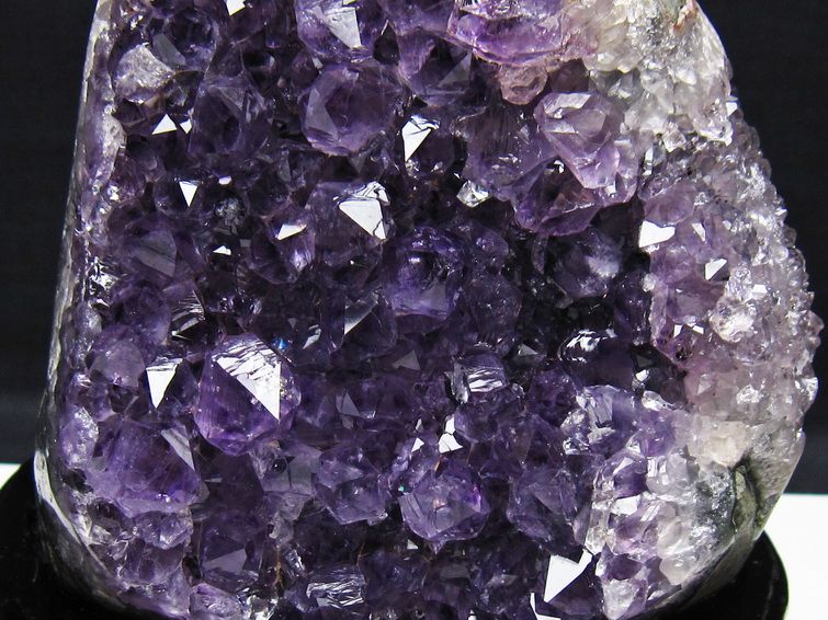 アメジスト クラスター ウルグアイ産 アメジスト 原石 amethyst 台座付属 一点物 182-8779