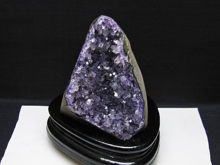 アメジスト クラスター ウルグアイ産 アメジスト 原石 amethyst 台座付属 一点物 182-8782