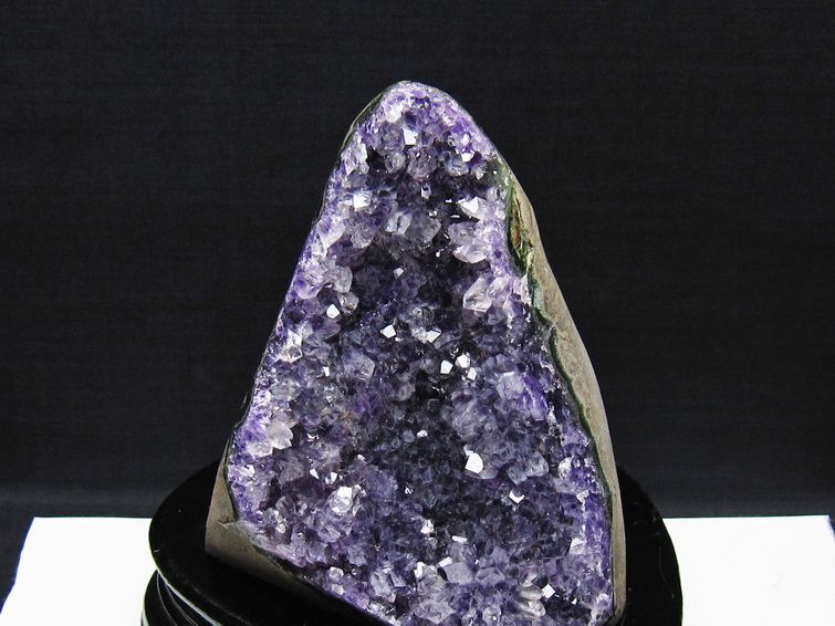 アメジスト クラスター ウルグアイ産 アメジスト 原石 amethyst 台座付属 一点物 182-8782