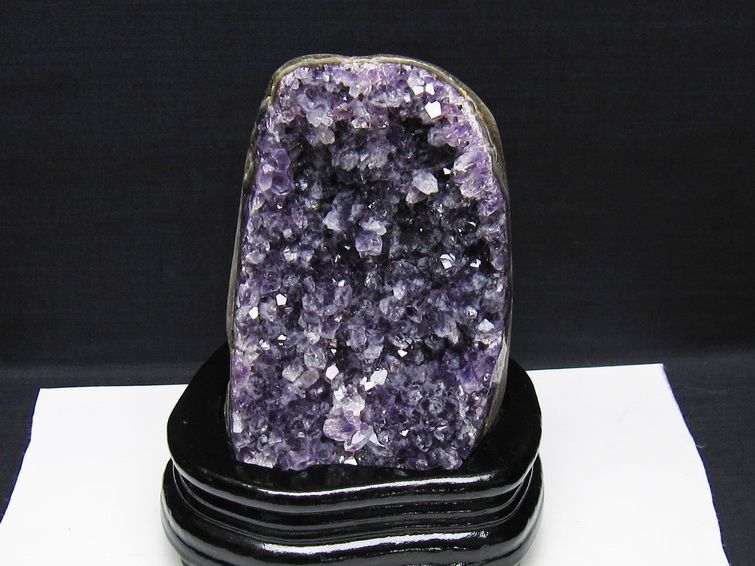 アメジスト クラスター ウルグアイ産 アメジスト 原石 amethyst 台座付属 一点物 182-8783