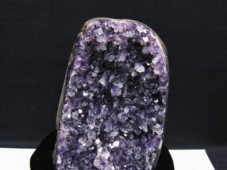 アメジスト クラスター ウルグアイ産 アメジスト 原石 amethyst 台座付属 一点物 182-8783