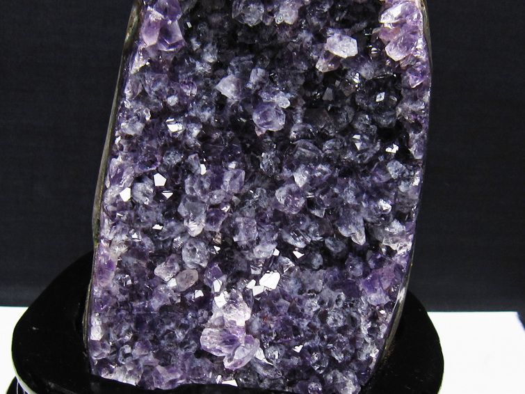 アメジスト クラスター ウルグアイ産 アメジスト 原石 amethyst 台座付属 一点物 182-8783