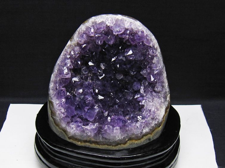 1.2Kg アメジスト クラスター ウルグアイ産 アメジスト 原石 amethyst 台座付属 一点物 182-8785