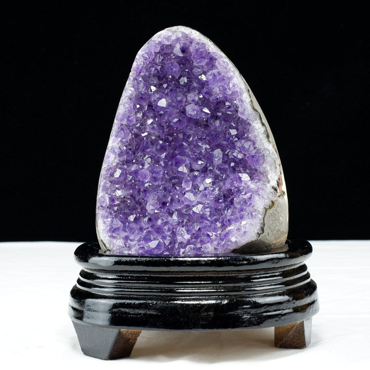 1Kg アメジスト クラスター ウルグアイ産 アメジスト 原石 amethyst 台座付属 一点物 182-8786