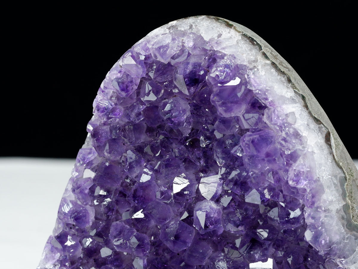 1Kg アメジスト クラスター ウルグアイ産 アメジスト 原石 amethyst 台座付属 一点物 182-8786 [sold out]
