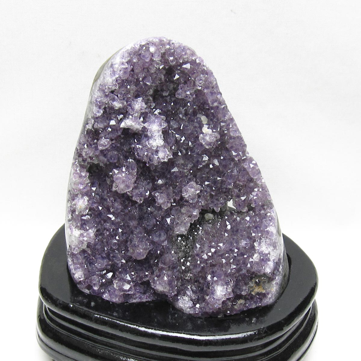 1Kg アメジスト クラスター ウルグアイ産 アメジスト 原石 amethyst 台座付属 一点物 182-8787