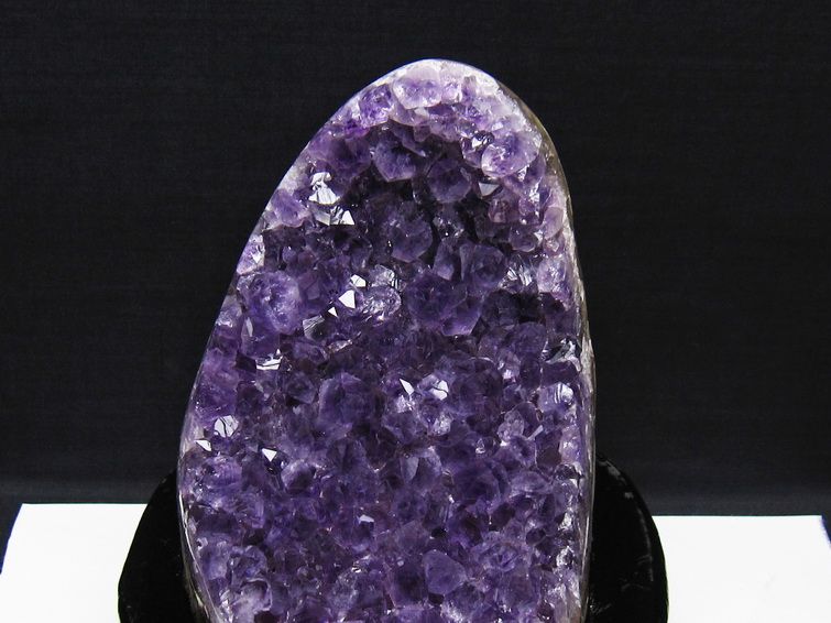 1.3Kg アメジスト クラスター ウルグアイ産 アメジスト 原石 amethyst 台座付属 一点物 182-8791