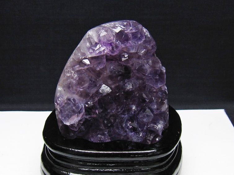 アメジスト クラスター ウルグアイ産 アメジスト 原石 amethyst 台座付属 一点物 182-8792