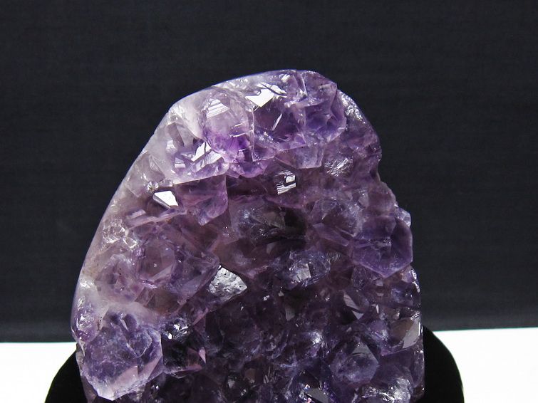 アメジスト クラスター ウルグアイ産 アメジスト 原石 amethyst 台座付属 一点物 182-8792