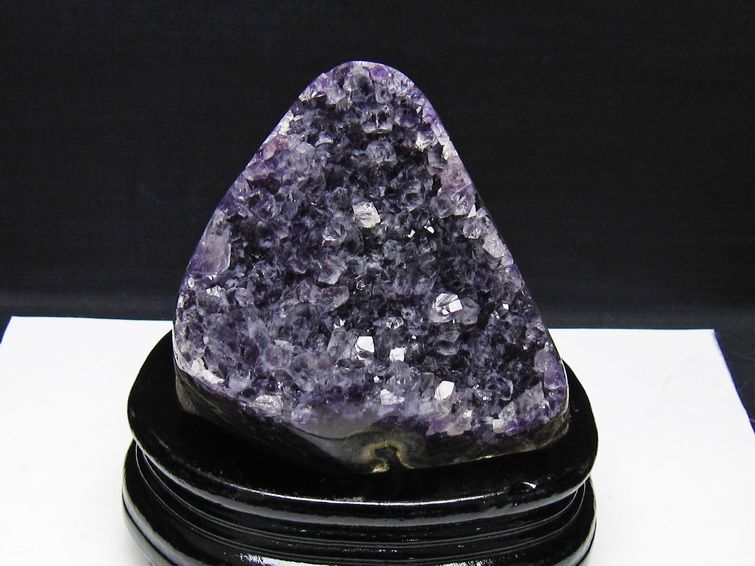 アメジスト クラスター ウルグアイ産 アメジスト 原石 amethyst 台座付属 一点物 182-8793