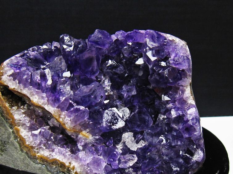 アメジスト クラスター ウルグアイ産 アメジスト 原石 amethyst 台座付属 一点物 182-8794
