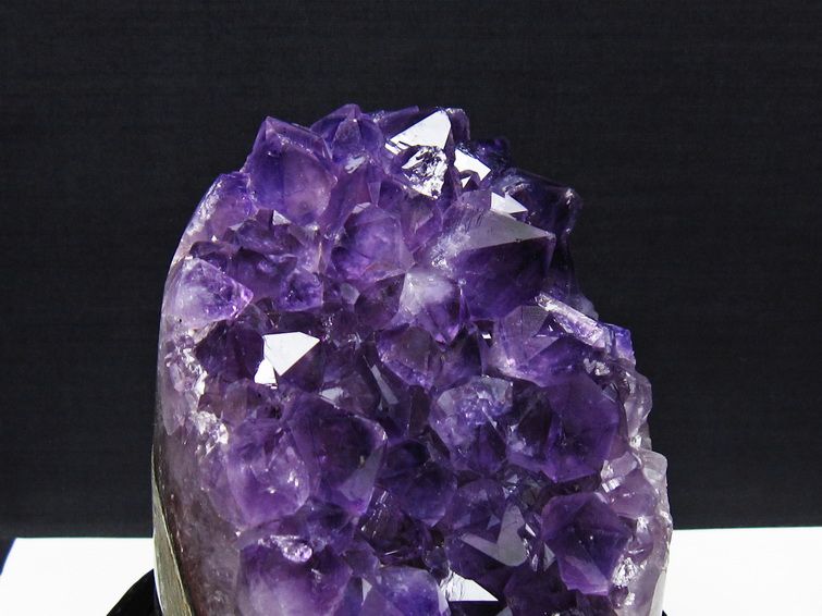 1.4Kg アメジスト 原石 ウルグアイ産 アメジスト クラスター amethyst 台座付属 一点物 182-8808