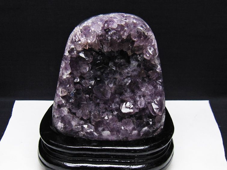 1.2Kg アメジスト 原石 ウルグアイ産 アメジスト クラスター amethyst 台座付属 一点物 182-8809