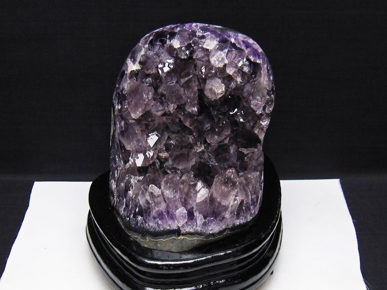 1.5Kg アメジスト 原石 ウルグアイ産 アメジスト クラスター amethyst 台座付属 一点物 182-8816