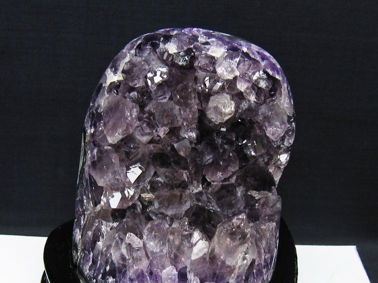 1.5Kg アメジスト 原石 ウルグアイ産 アメジスト クラスター amethyst 台座付属 一点物 182-8816