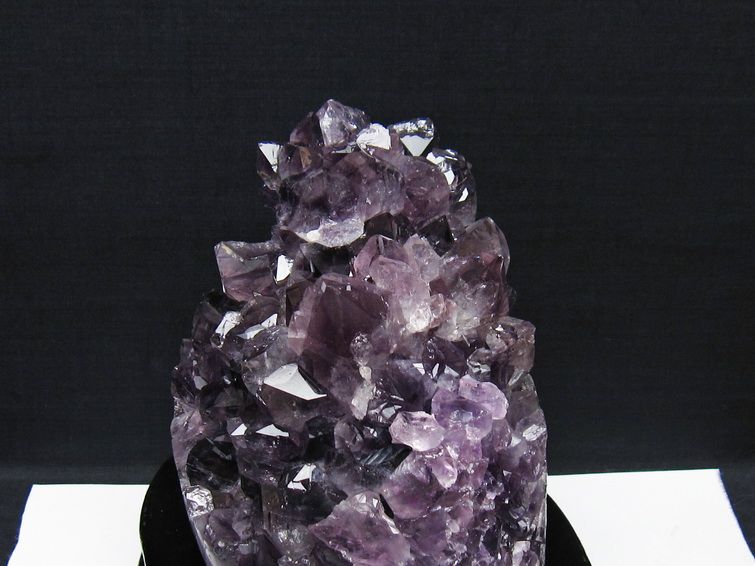 1.4Kg アメジスト クラスター ウルグアイ産 アメジスト 原石 amethyst 台座付属 一点物 182-8819