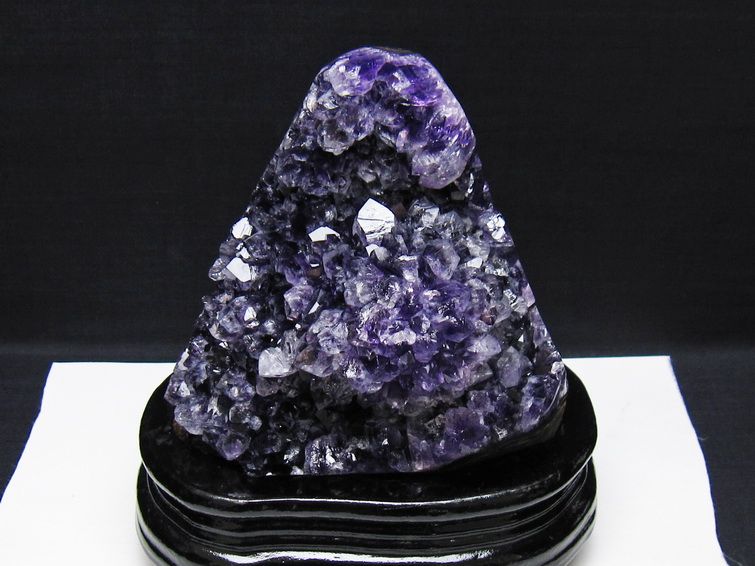 1.3Kg アメジスト クラスター ウルグアイ産 アメジスト 原石 amethyst 台座付属 一点物 182-8821