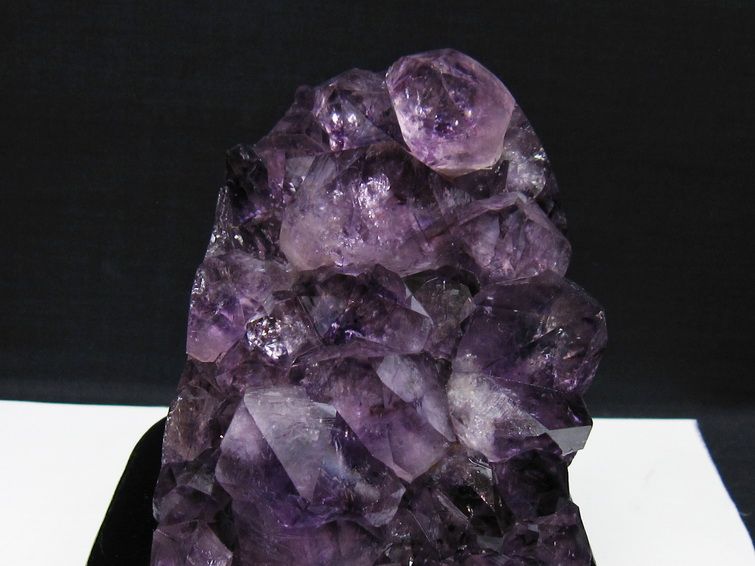 1.1Kg アメジスト クラスター ウルグアイ産 アメジスト 原石 amethyst 台座付属 一点物 182-8822