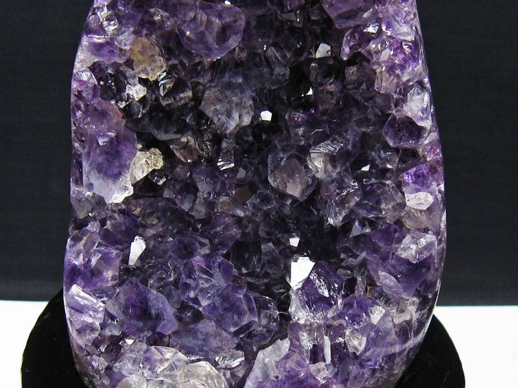 アメジスト クラスター ウルグアイ産 アメジスト 原石 amethyst 台座付属 一点物 182-8823