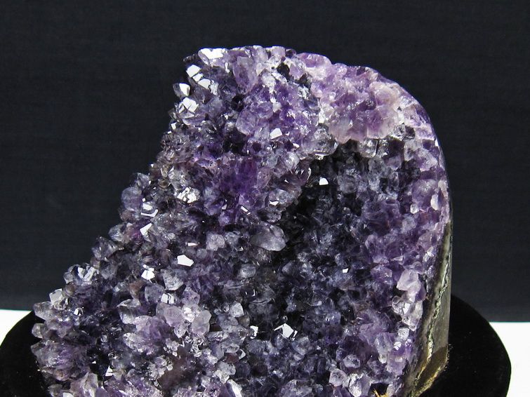 アメジスト クラスター ウルグアイ産 アメジスト 原石 amethyst 台座付属 一点物 182-8828